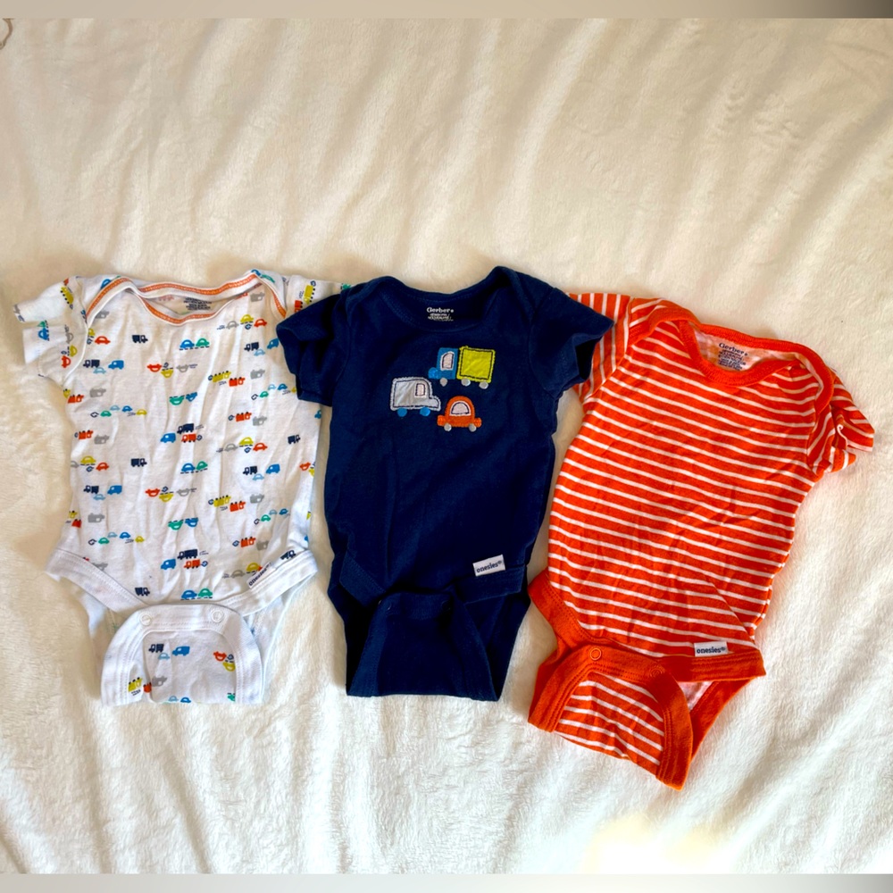 Newborn Onesie Lot- 12 pieces